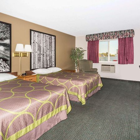ซูเปอร์ 8 บาย วินด์แฮม ฟอร์ตมอร์แกน Hotel ฟอร์ทมอร์แกน ภายนอก รูปภาพ