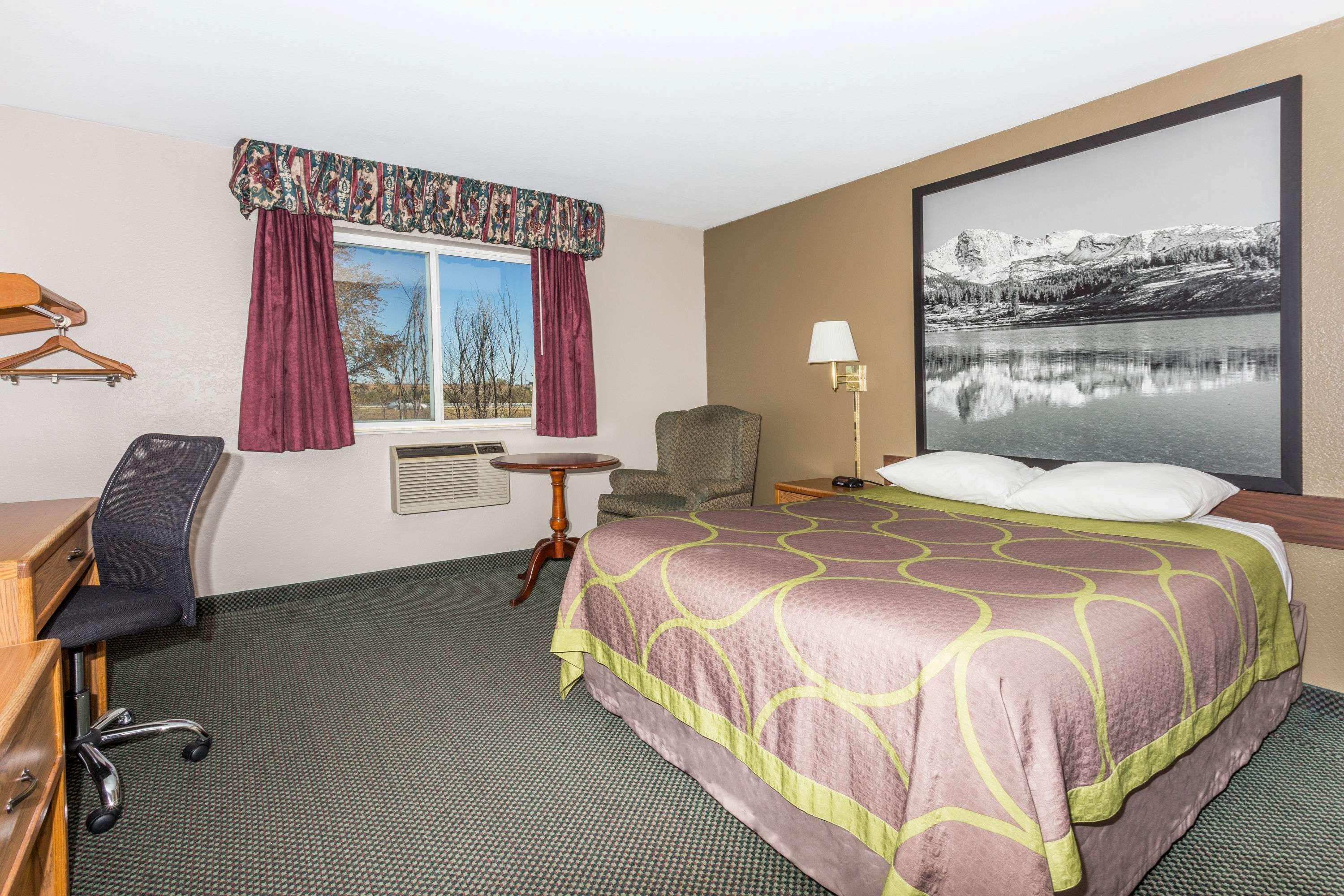 ซูเปอร์ 8 บาย วินด์แฮม ฟอร์ตมอร์แกน Hotel ฟอร์ทมอร์แกน ภายนอก รูปภาพ